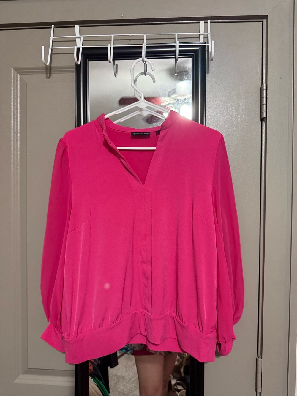 New York & Company Vibrant Hot Pink V-Neck Long Sleeve Blouse